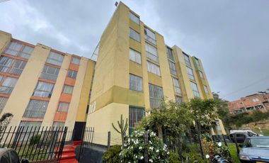 ¡Oportunidad en Soacha! Se vende apartamento ubicado en la Calle 13B #6Este-59, Apto 204, Conjunto San Carlos, SoachaCaracterísticas:  Área privada: 4