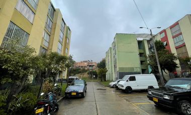¡Oportunidad en Soacha! Se vende apartamento ubicado en la Calle 13B #6Este-59, Apto 204, Conjunto San Carlos, SoachaCaracterísticas:  Área privada: 4