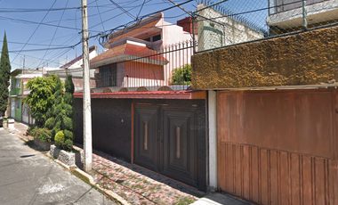 Casa en venta en calle Prado de Tule, col. Prados de Aragón, Cd. Nezahualcóyotl, Edo. de México