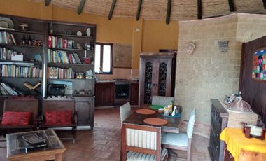 Venta casa-hotel Temático