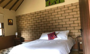 Venta casa-hotel Temático