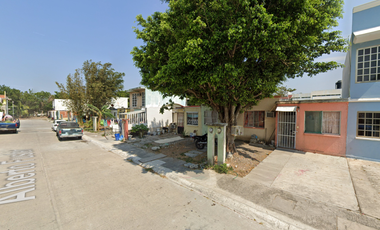 CASA EN CALLE ALBERTO FUSTER, FRACCIONAMIENTO HACIENDA SOTAVENTO, VERACRUZ, VERACRUZ, MÉXICO. ¡NO CRÉDITOS!