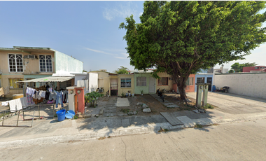 CASA EN CALLE ALBERTO FUSTER, FRACCIONAMIENTO HACIENDA SOTAVENTO, VERACRUZ, VERACRUZ, MÉXICO. ¡NO CRÉDITOS!