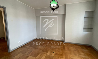 Se vende Céntrico y Amplio. Departamento 2 dormitorios y 2 baños, Temuco