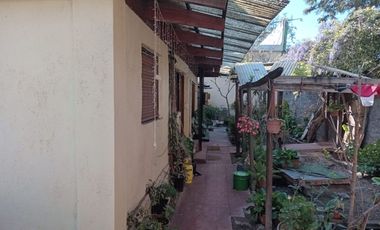 SE VENDE CASA CON LOCALES COMERCIALES CENTRO DE BUIN