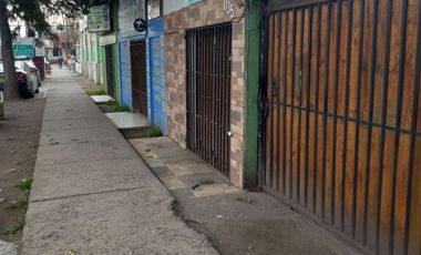 SE VENDE CASA CON LOCALES COMERCIALES CENTRO DE BUIN