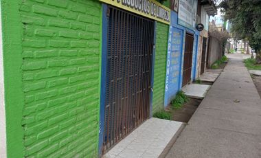 SE VENDE CASA CON LOCALES COMERCIALES CENTRO DE BUIN