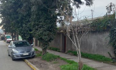 SE VENDE CASA CON LOCALES COMERCIALES CENTRO DE BUIN