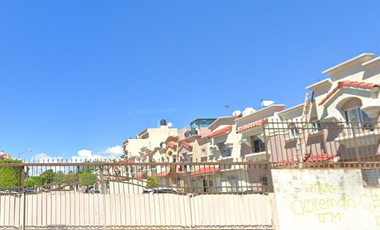 ASOMBROSA  CASA EN REMATE UBICADA EN Marsella, Urbi Quinta Montecarlo, Cuautitlán Izcalli, Estado de México, México