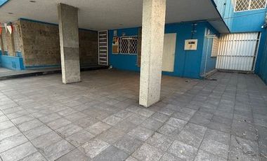 SE VENDE CASA COMO TERRENO EN LA COLONIA AMERICANA GUADALAJARA JALISCO