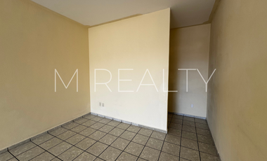 Local en renta en Plaza Camino Real en Candiles, Corregidora