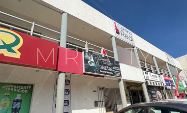 Local en renta en Plaza Camino Real en Candiles, Corregidora