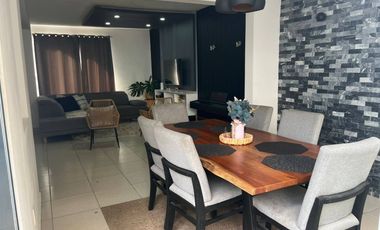 SE VENDE CASA EN FRACCIONAMIENTO SAN AGUSTIN