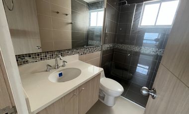 Arriendo Apartamento de 3 alcobas en Miramar