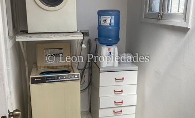 Leon Propiedades vende parcela con casa con hermosa vista al valle, en sector Miraflores, Curacaví.