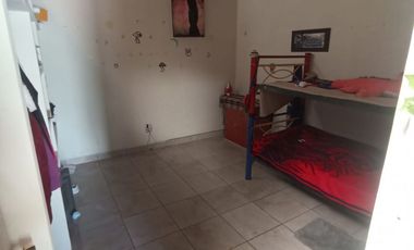 Bodega adaptada como departamento en venta