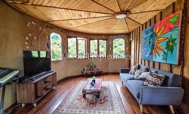 Leon Propiedades arrienda gran y hermosa casa en sector Lo Águila, Curacaví.