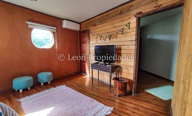 Leon Propiedades arrienda gran y hermosa casa en sector Lo Águila, Curacaví.