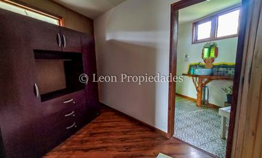 Leon Propiedades arrienda gran y hermosa casa en sector Lo Águila, Curacaví.