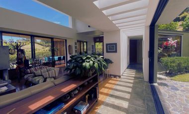 Venta Casa en dos niveles sector Carmen de Viboral Oriente Antioqueño