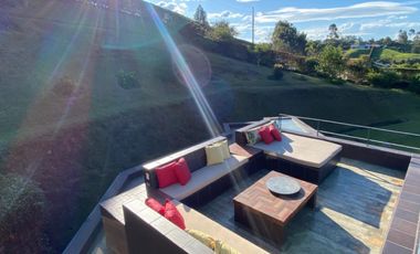 Venta Casa en dos niveles sector Carmen de Viboral Oriente Antioqueño