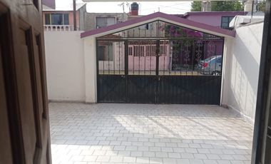 Venta de casa en Villa de las Flores Coacalco Seccion plazas