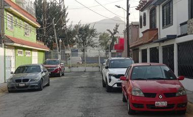 Venta de casa en Villa de las Flores Coacalco Seccion plazas