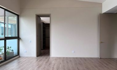 Casa en arriendo en Alto de Palmas, Envigado