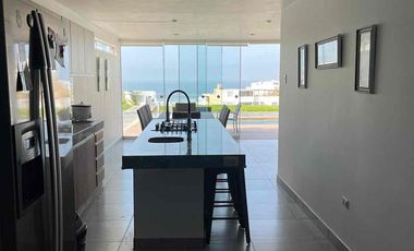 VENTA ESPECTACULAR CASA  DE PLAYA LA HONDA CERRO AZUL