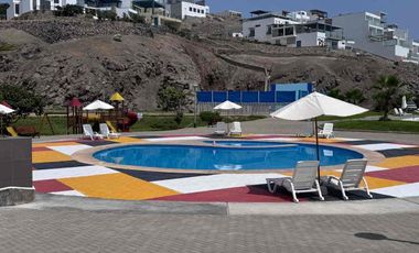 VENTA ESPECTACULAR CASA  DE PLAYA LA HONDA CERRO AZUL