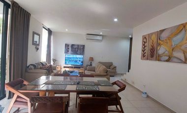 CASA AMUEBLADA  3 HABITACIONES EN RESIDENCIAL THULA, PLAYA DEL CARMEN QUINTANA ROO NV300