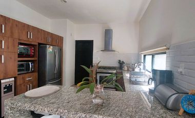 CASA AMUEBLADA  3 HABITACIONES EN RESIDENCIAL THULA, PLAYA DEL CARMEN QUINTANA ROO NV300