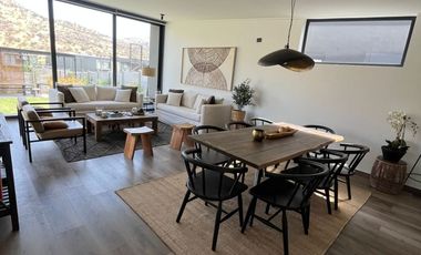 VENTA CASA MEDITERRANEA PIEDRA ROJA  2 PISOS, 3D + 3B + PIEZA SERVICIO + TERRAZA CON QUINCHO, COLEGIOS PEDREGALES, SAN ANSELMO, ALEMAN, SAN JOSE