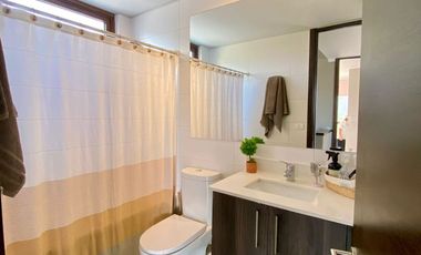 VENTA CASA MEDITERRANEA EN PIEDRA ROJA, 2 PISOS 3D + 3B + ESCRITORIO + PISCINA + TERRAZA + QUINCHO , COLEGIOS PEDREGALES, ALEMAN, SAN ANSELMO,SAN JOSE