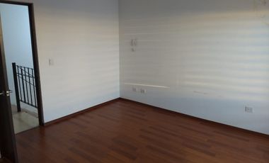 En Venta Casa Fracc Bosques del Paraiso (Cerca del la clinica 3 Imss) Zona Norte