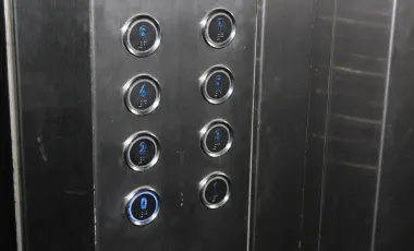 HERMOSO DEPARTAMENTO - CASEROS