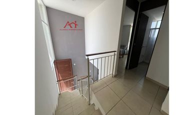 RENTO CASA AMUEBLADA EN PRIVADA PUERTA NATURA.