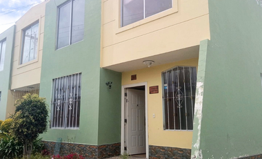 Casa en Venta en Conjunto Jade – Norte de Riobamba/25urb26