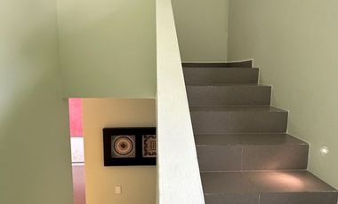 Casa en Venta en San José Tulipanes de 2 plantas