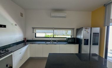 Casa en Venta en San José Tulipanes de 2 plantas