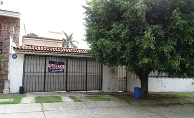 Casa en Renta, en Bugambilias, cerca de Plaza Bugambilias, Zapopan