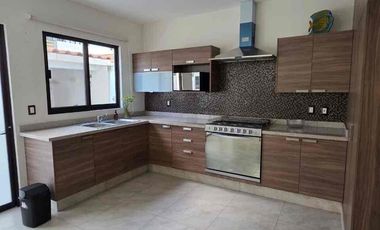 Casa amueblada en renta en Amberes Residencial