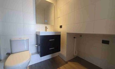 ¡Se vende hermoso departamento a pasos del Metro Lo Ovalle! 🚇✨