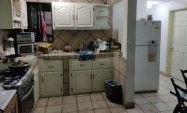 Local Comercial y Casa en venta Valle Perdido 87 Valle de Aragon 3ra Secc Ecatepec Edo México/ Adjudicacion Bancaria