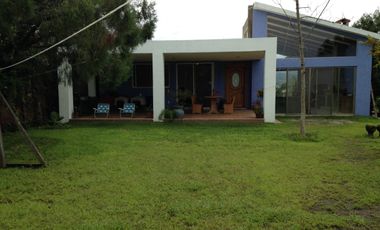 OFERTA. CASA EN FRACCIONAMIENTO: 2 MIL 566 MTS.