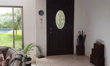 OFERTA. CASA EN FRACCIONAMIENTO: 2 MIL 566 MTS.