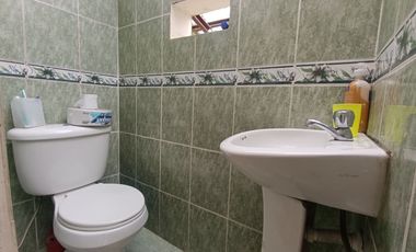 CASA EN VENTA, CON AMPLIO ESPACIO VERDE EN NULTI