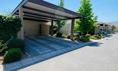 VENTA CASA MEDITERRANEA EN PIEDRA ROJA, 2 PISOS 4D + 3B + PISCINA + TERRAZA + QUINCHO , COLEGIOS ALEMAN, PEDREGALES, SAN ANSELMO