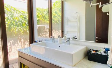 VENTA CASA MEDITERRANEA EN PIEDRA ROJA, 2 PISOS 4D + 3B + PISCINA + TERRAZA + QUINCHO , COLEGIOS ALEMAN, PEDREGALES, SAN ANSELMO