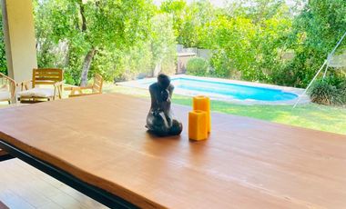 VENTA CASA MEDITERRANEA EN PIEDRA ROJA, 2 PISOS 4D + 3B + PISCINA + TERRAZA + QUINCHO , COLEGIOS ALEMAN, PEDREGALES, SAN ANSELMO